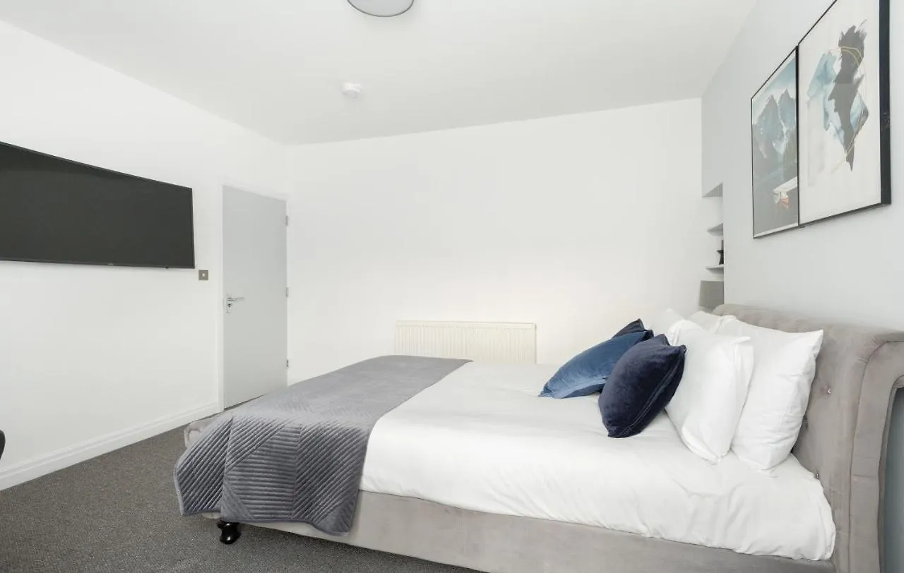 Stunning And Spacious 4 Bed Apr Next To Bricklane London Apartment