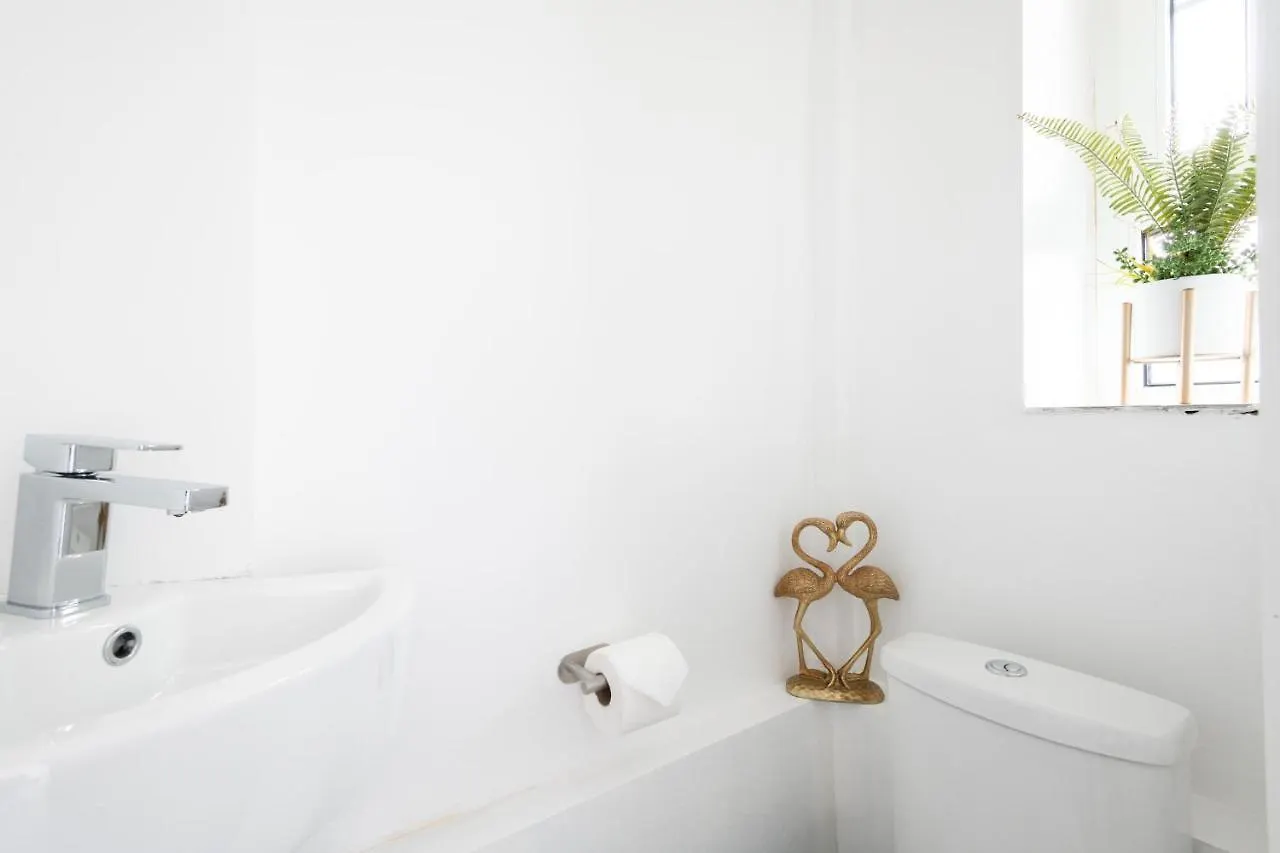 Apartment Stunning And Spacious 4 Bed Apr Next To Bricklane London